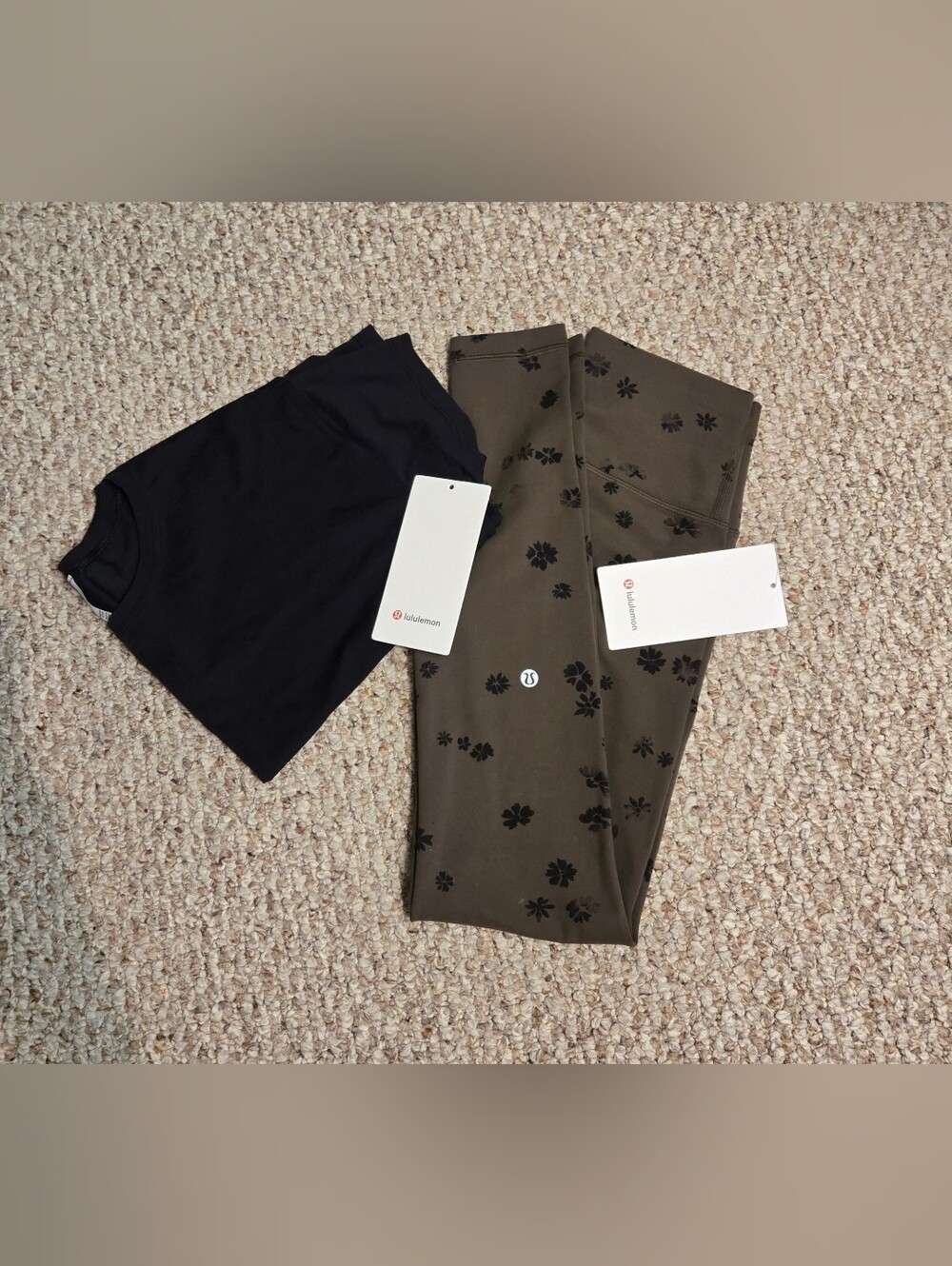 NWT Lululemon Bundle Cates Tee & Wunder Train Leggings Size 6 Women's